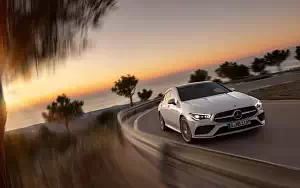   Mercedes-Benz CLA Shooting Brake AMG Line - 2019