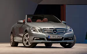  Mercedes-Benz E350 CGI Cabriolet - 2010