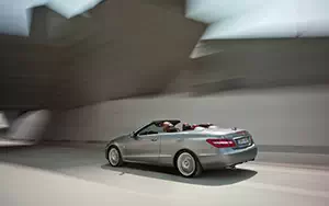   Mercedes-Benz E350 CGI Cabriolet - 2010