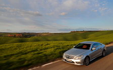 Обои автомобили Mercedes-Benz E-class Coupe E500 AMG Sports Package - 2009