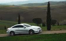 Обои автомобили Mercedes-Benz E-class Coupe E500 AMG Sports Package - 2009