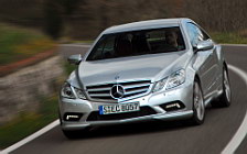 Обои автомобили Mercedes-Benz E-class Coupe E500 AMG Sports Package - 2009
