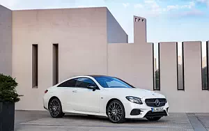 Обои автомобили Mercedes-Benz E 400 4MATIC Coupe AMG Line Edition 1 - 2017
