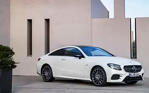 Обои автомобили Mercedes-Benz E 400 4MATIC Coupe AMG Line Edition 1 - 2017