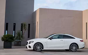 Обои автомобили Mercedes-Benz E 400 4MATIC Coupe AMG Line Edition 1 - 2017