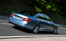 Обои автомобили Mercedes-Benz E500 Avantgarde - 2011