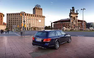   Mercedes-Benz E400 Estate - 2013