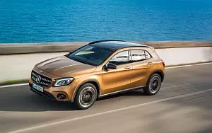   Mercedes-Benz GLA 220 d 4MATIC - 2017