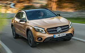   Mercedes-Benz GLA 220 d 4MATIC - 2017