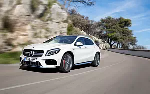   Mercedes-AMG GLA 45 4MATIC - 2017