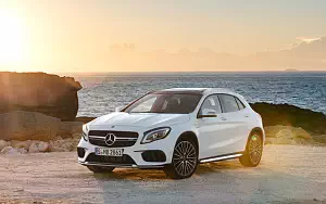 Обои автомобили Mercedes-AMG GLA 45 4MATIC - 2017