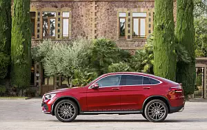 Обои автомобили Mercedes-Benz GLC 300 4MATIC Coupe AMG Line - 2019