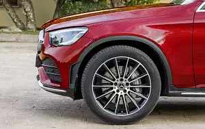 Обои автомобили Mercedes-Benz GLC 300 4MATIC Coupe AMG Line - 2019