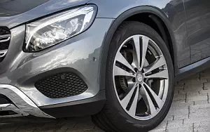 Обои автомобили Mercedes-Benz GLC 220 d 4MATIC Off Road - 2015