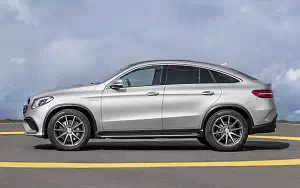 Обои автомобили Mercedes-AMG GLE 63 4MATIC Coupe - 2009