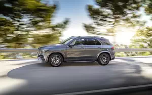   Mercedes-AMG GLE 53 4MATIC+ - 2009