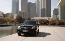 Обои автомобили Mercedes-Benz GLK350 4MATIC - 2008