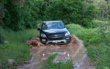Обои автомобили Mercedes-Benz M-Class - 2011