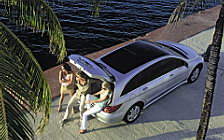 Обои автомобили Mercedes-Benz R500 - 2005