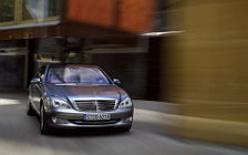 Обои автомобили Mercedes-Benz S500 - 2005