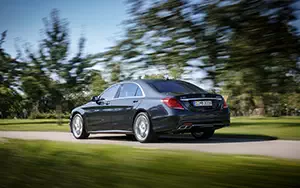   Mercedes-Benz S65 AMG - 2013