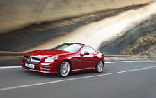 Обои автомобили Mercedes-Benz SLK350 AMG Sports Package - 2011
