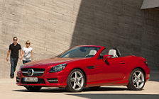   Mercedes-Benz SLK350 AMG Sports Package - 2011