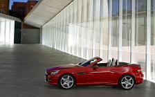   Mercedes-Benz SLK350 AMG Sports Package - 2011