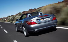 Обои автомобили Mercedes-Benz SLK350 iridium silver - 2011