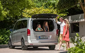   Mercedes-Benz V250 BlueTec Avantgarde - 2014