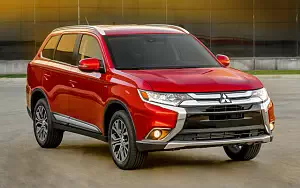   Mitsubishi Outlander GT US-spec - 2015