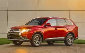   Mitsubishi Outlander GT US-spec - 2015