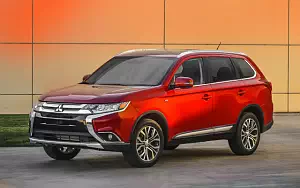   Mitsubishi Outlander GT US-spec - 2015