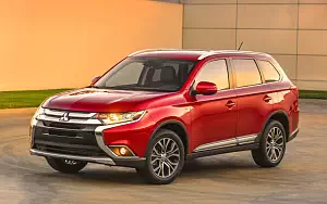   Mitsubishi Outlander GT US-spec - 2015