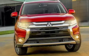   Mitsubishi Outlander GT US-spec - 2015