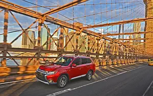   Mitsubishi Outlander GT US-spec - 2015
