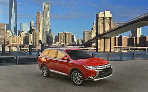   Mitsubishi Outlander GT US-spec - 2015