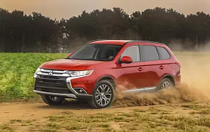   Mitsubishi Outlander SEL US-spec - 2015