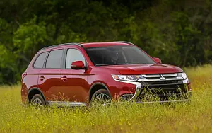   Mitsubishi Outlander SEL US-spec - 2015