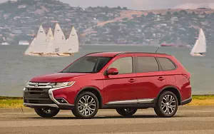   Mitsubishi Outlander SEL US-spec - 2015