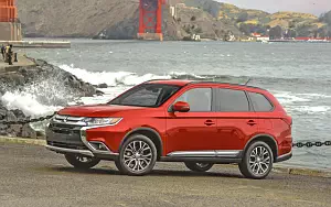   Mitsubishi Outlander SEL US-spec - 2015