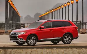   Mitsubishi Outlander SEL US-spec - 2015