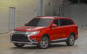   Mitsubishi Outlander SEL US-spec - 2015