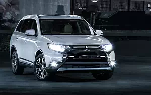 Обои автомобили Mitsubishi Outlander GT US-spec - 2018