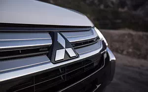 Обои автомобили Mitsubishi Outlander GT US-spec - 2018