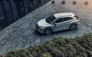   Mitsubishi Eclipse Cross Plug-in Hybrid - 2020