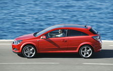 Обои автомобили Opel Astra GTC - 2005