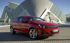   Opel Astra GTC - 2005