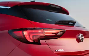   Opel Astra - 2015