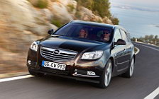 Обои автомобили Opel Insignia BiTurbo Sports Tourer - 2012
